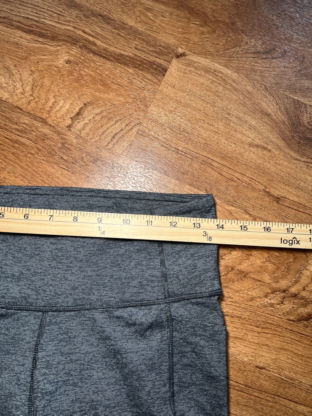 Athleta Chaturanga To Town High Rise Capri Leggings pocket Gray Space Dye Medium - Picture 3 of 10